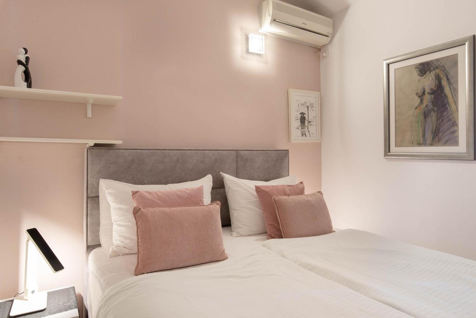 Beachfront Apartments Zanic Podstrana Habitación foto