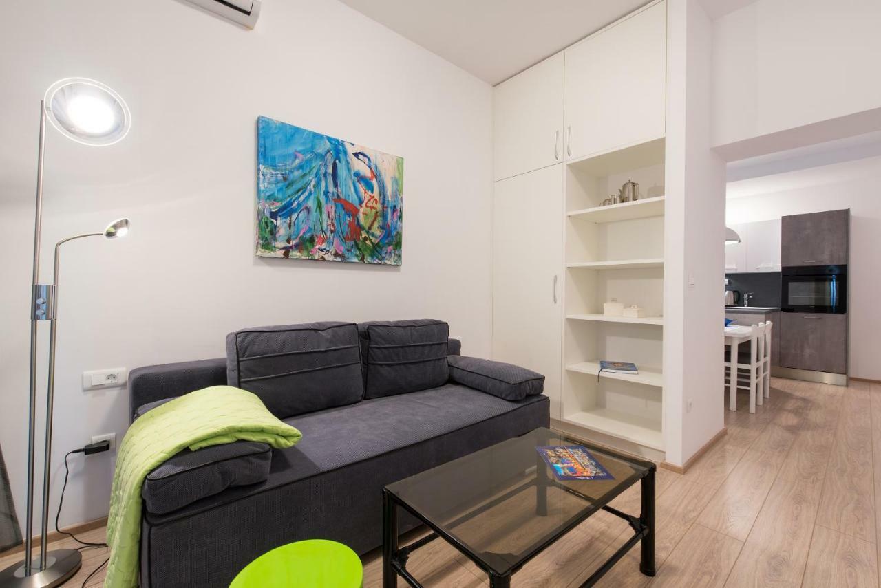 Beachfront Apartments Zanic Podstrana Exterior foto
